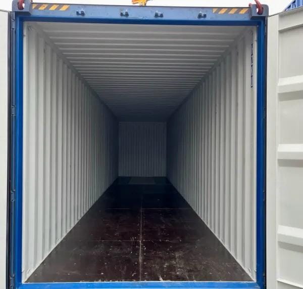 Whatsapp Image 2026-03-07 at 10.01.33 Am Use keywords like: “shipping containers for sale USA UK Europe” “buy shipping containers in UK and Europe” “shipping container supplier USA Europe UK