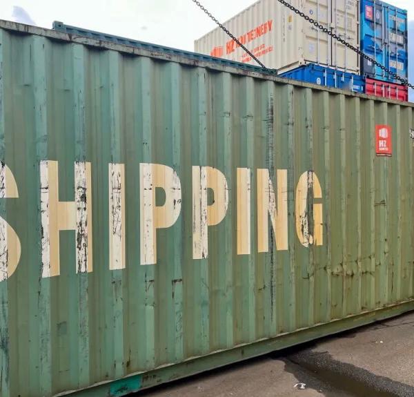 Whatsapp Image 2026-03-13 at 1.31.30 Am (1) Use keywords like: “shipping containers for sale USA UK Europe” “buy shipping containers in UK and Europe” “shipping container supplier USA Europe UK