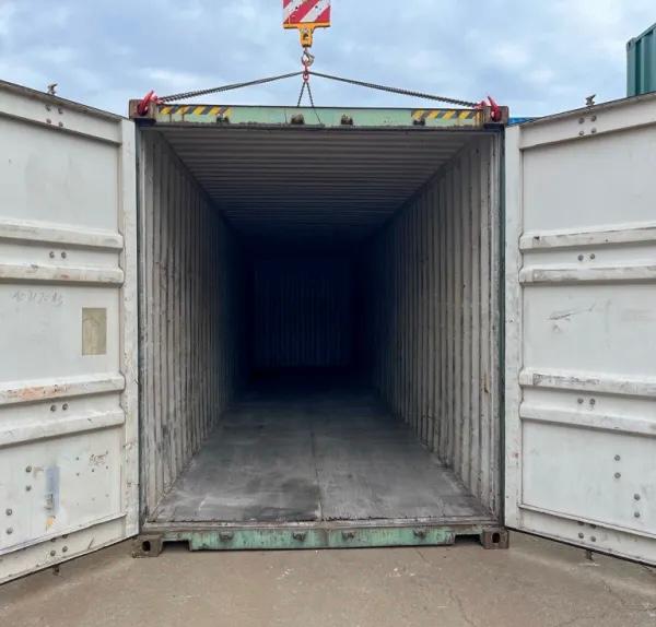 Whatsapp Image 2026-03-13 at 1.31.31 Am (1) Use keywords like: “shipping containers for sale USA UK Europe” “buy shipping containers in UK and Europe” “shipping container supplier USA Europe UK