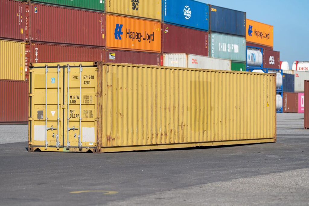 Use keywords like: “shipping containers for sale USA UK Europe” “buy shipping containers in UK and Europe” “shipping container supplier USA Europe UK