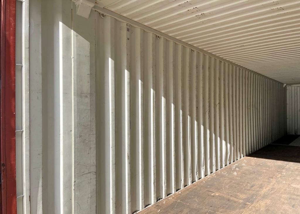 Whatsapp Image 2026-04-07 at 73937 Pm 1 45ft High Cube Shipping Container for Sale in Texas – Free Delivery