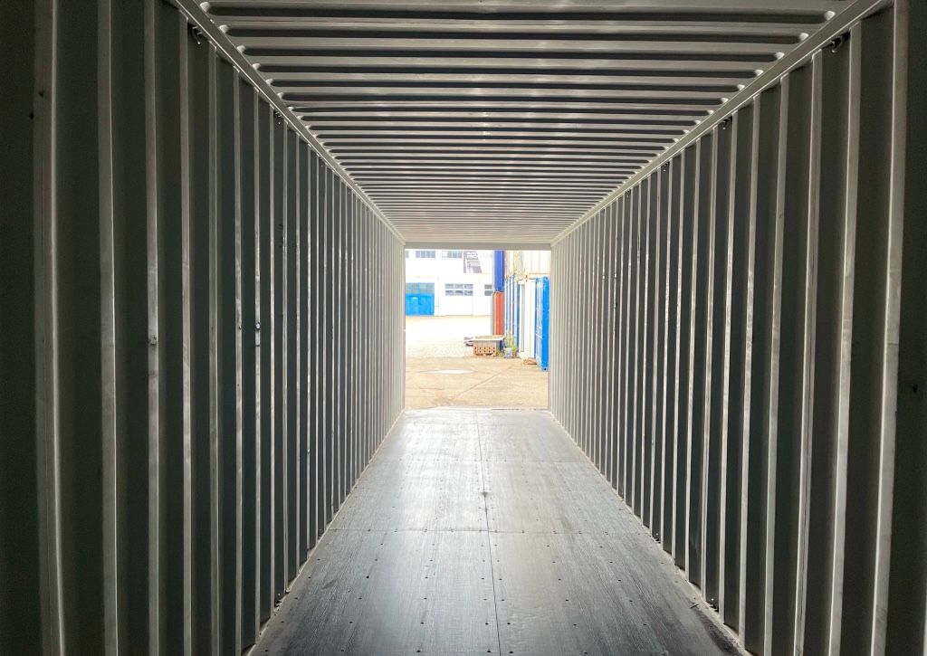 Whatsapp Image 2026-04-09 at 41254 Am 1 40FT High Cube Shipping Container for Sale in Florida – Free Shipping Included