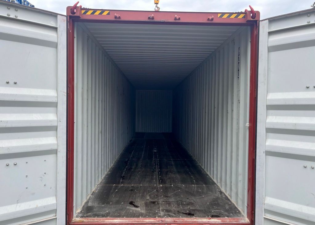Whatsapp Image 2026-04-09 at 41254 Am 40FT High Cube Shipping Container for Sale in Florida – Free Shipping Included