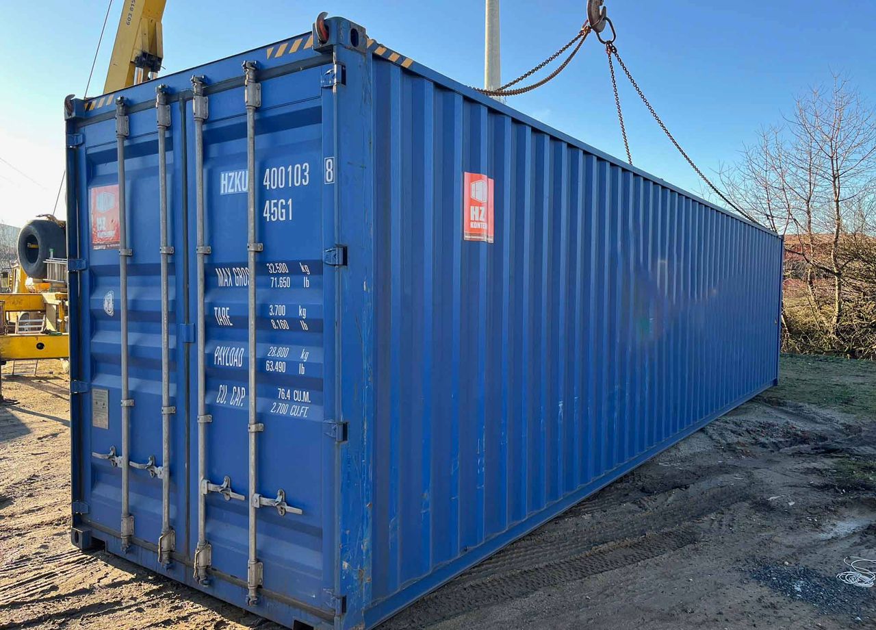 Whatsapp Image 2026-04-09 at 42210 Am 40FT High Cube Shipping Container for Sale in Florida – Signal Blue (RAL 5005) | Free Shipping