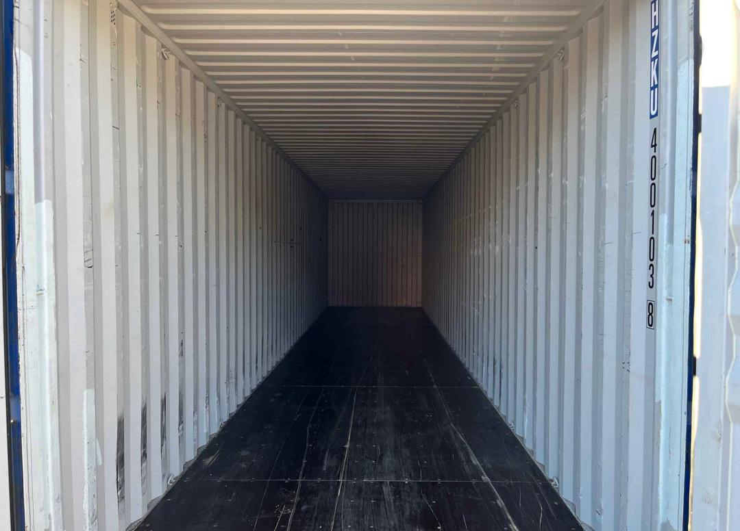 Whatsapp Image 2026-04-09 at 70526 Am 40FT High Cube Shipping Container for Sale in Florida – Signal Blue (RAL 5005) | Free Shipping