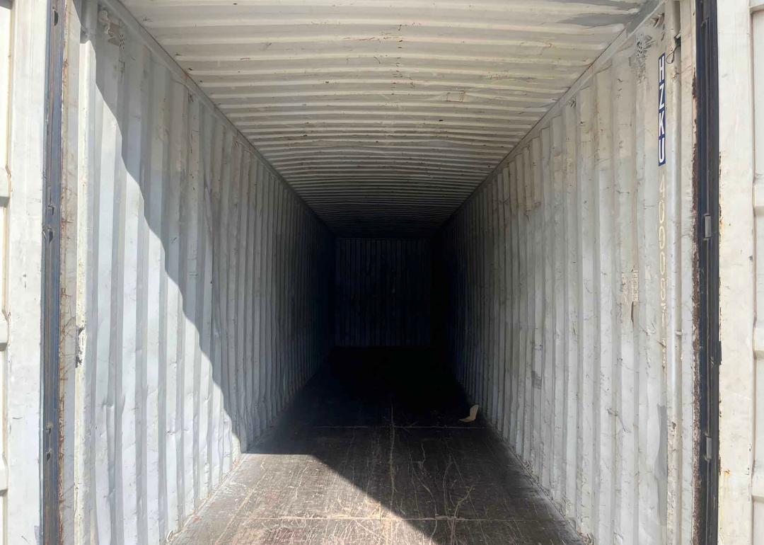 Whatsapp Image 2026-04-11 at 34736 Am 3 Used 40ft HC Shipping Container for Sale in New York | Free Shipping Available