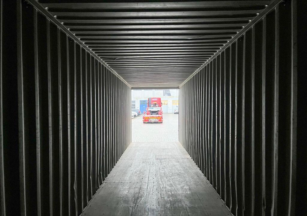 Whatsapp Image 2026-04-21 at 114418 Pm 40ft High Cube Shipping Container for Sale South Carolina | Free Delivery