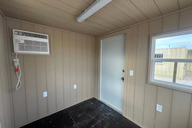 10ft_mobile_office_interior_1024x10242x